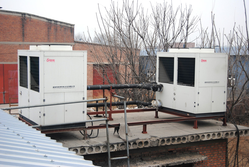 低溫空氣源熱泵采暖機(jī)組兩臺 低溫空氣源熱泵采暖機(jī)組兩臺